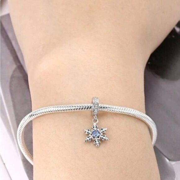 1 Pc 925 Sterling Silver Snowflake With Blue Cubic Zirconia, Charm - Picture 2 of 4
